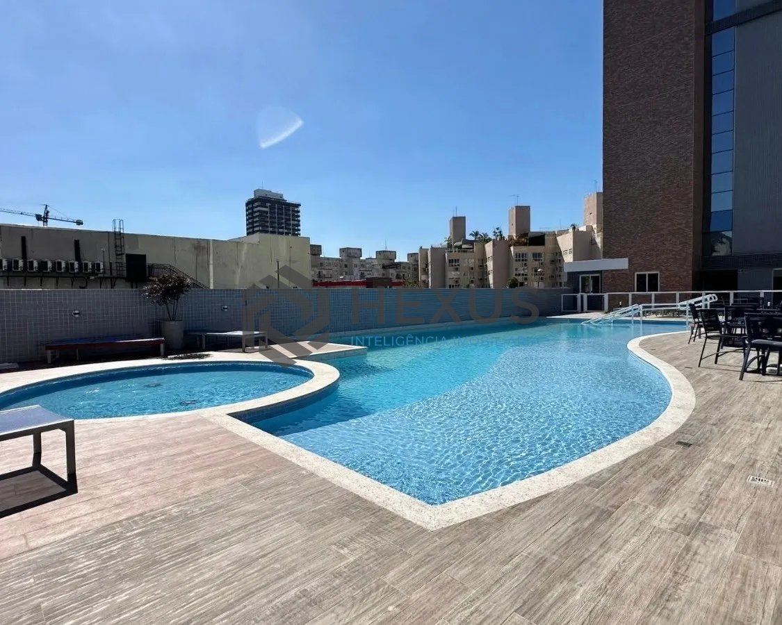 Foto 21 de Apartamento reformado com varanda gourmet vista mar e lazer a 100m da praia na Enseada, Guarujá