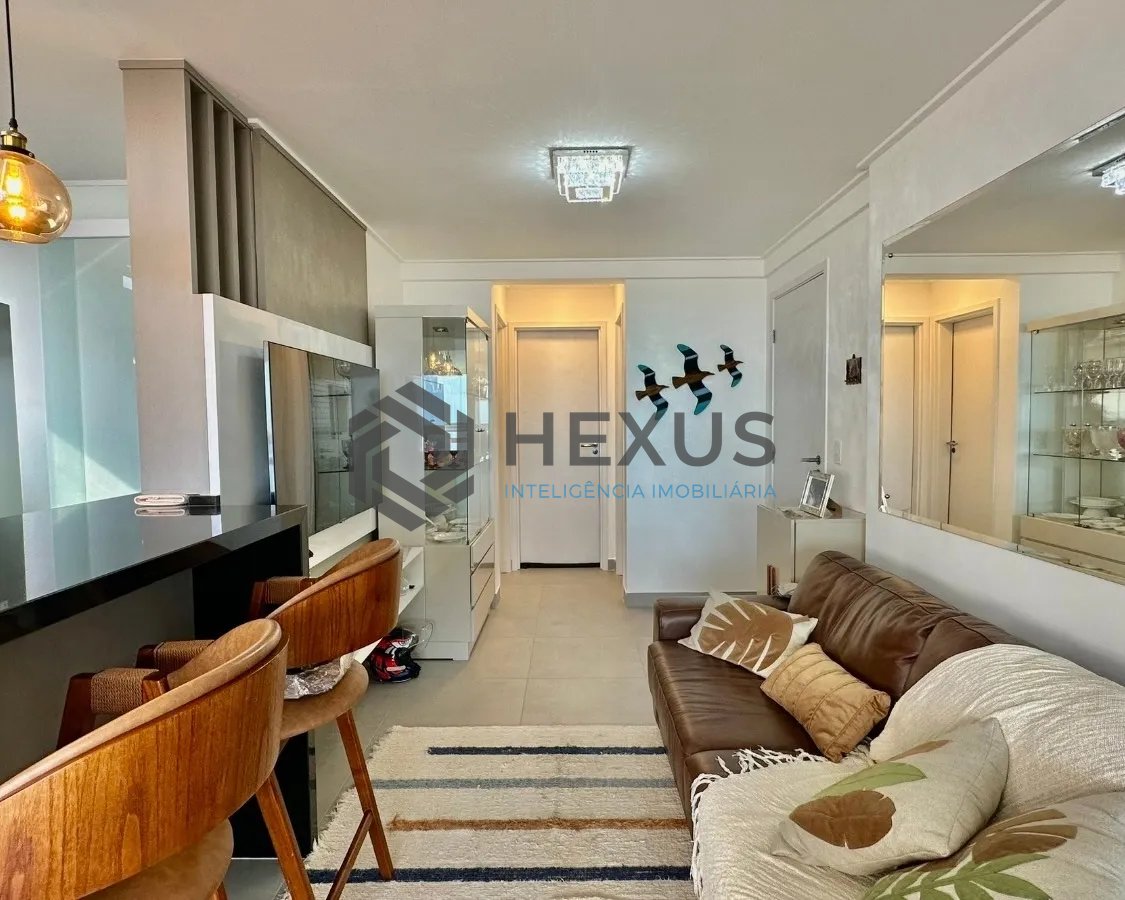 Foto 4 de Apartamento reformado com varanda gourmet vista mar e lazer a 100m da praia na Enseada, Guarujá