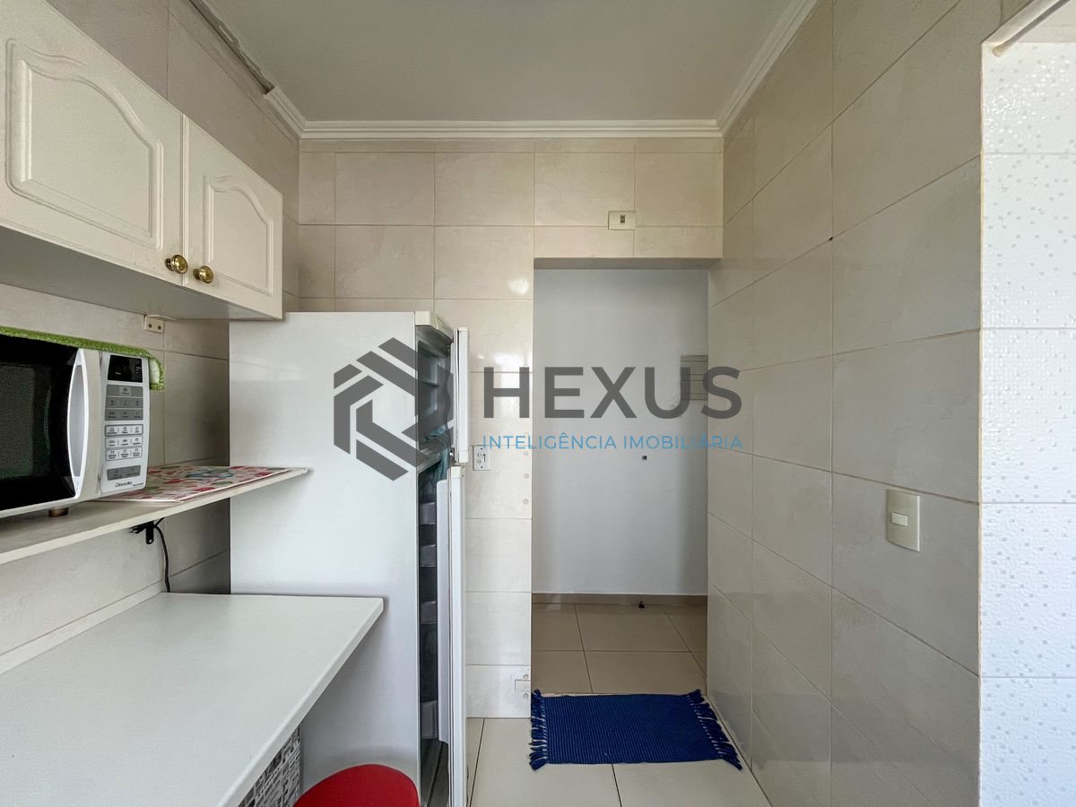 Foto 15 de Apartamento a 300m da praia na Enseada, Guarujá