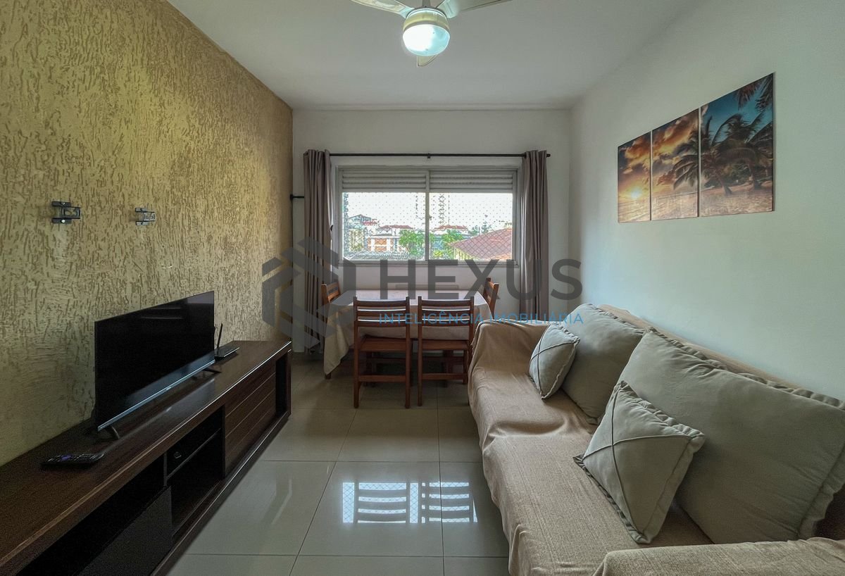 Foto 3 de Apartamento a 300m da praia na Enseada, Guarujá