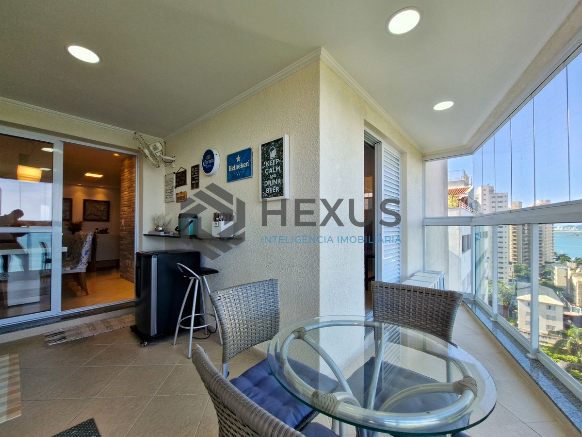 Foto 11 de Apartamento com varanda gourmet vista mar e lazer na beira mar da praia no Tombo, Guarujá