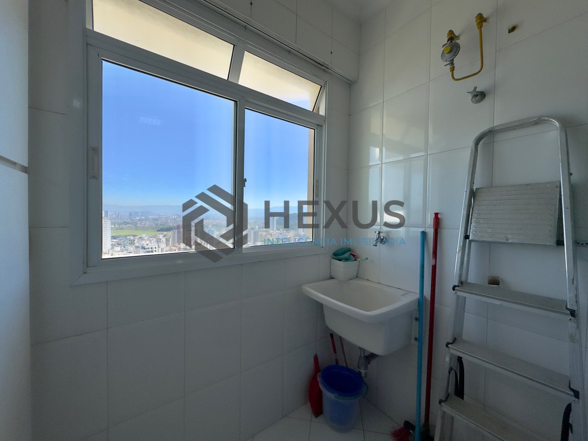 Foto 23 de Apartamento com varanda gourmet vista mar e lazer na beira mar da praia no Tombo, Guarujá