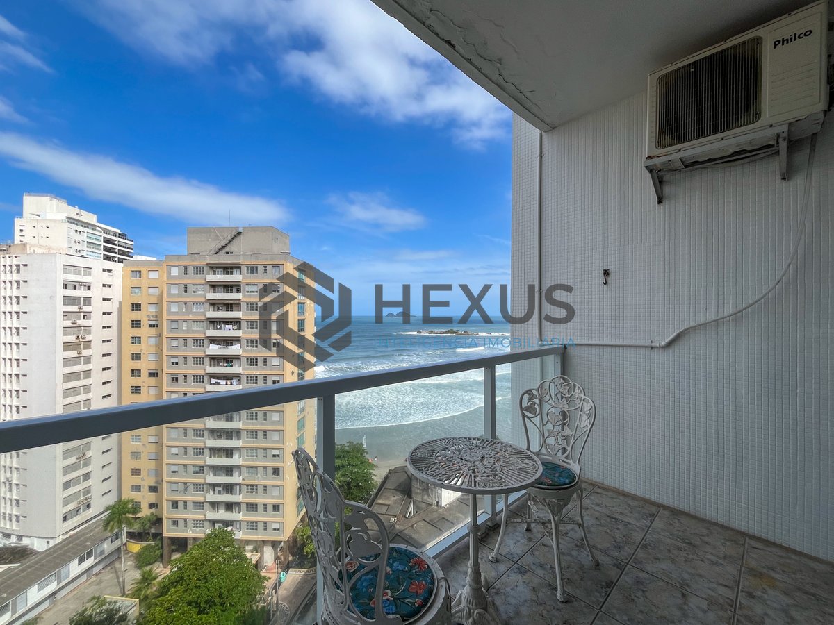 Foto 11 de Apartamento com varanda vista mar e lazer na beira mar da praia nas Pitangueiras, Guarujá