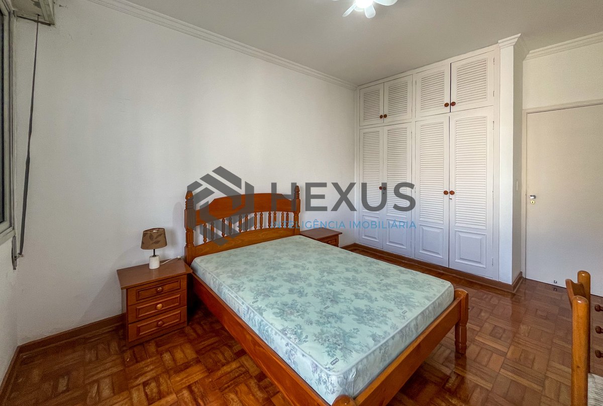 Foto 19 de Apartamento com varanda vista mar e lazer na beira mar da praia nas Pitangueiras, Guarujá