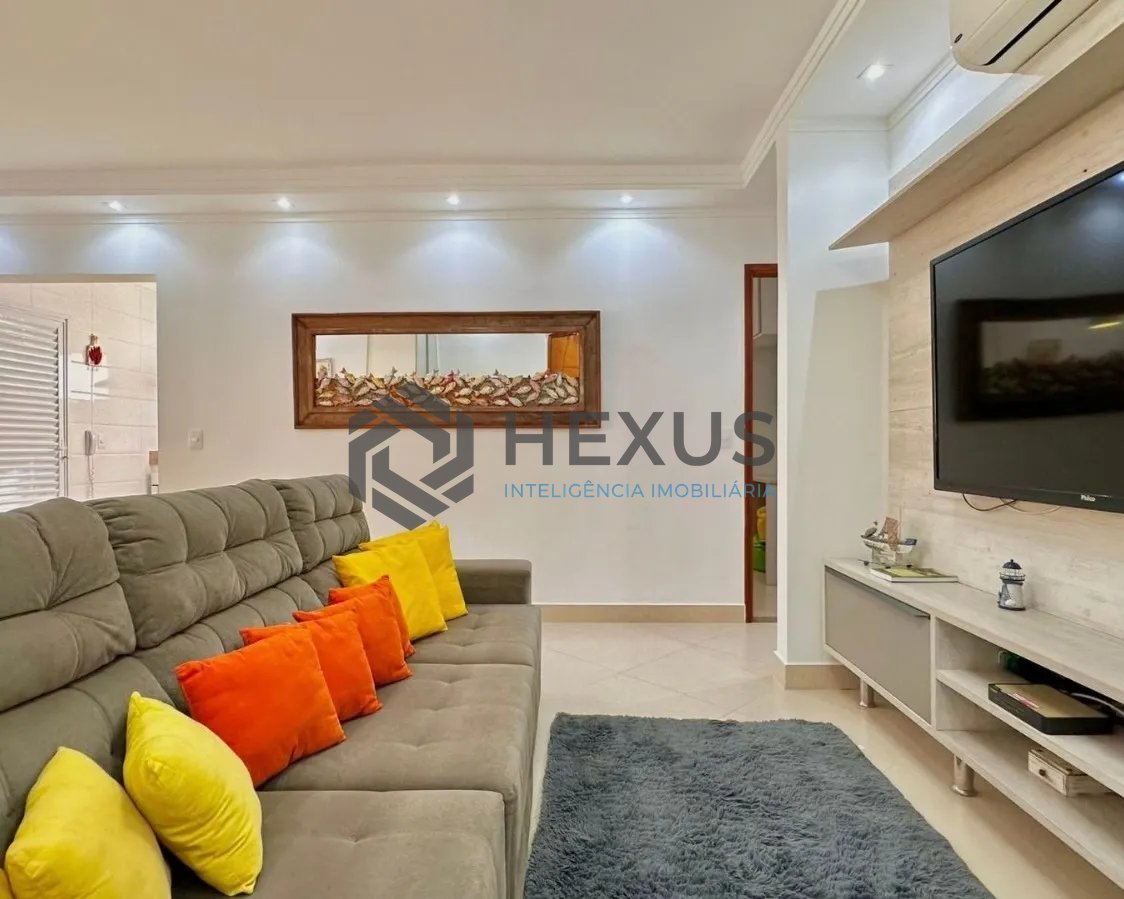 Foto 6 de Apartamento reformado com varanda e lazer a 350m da praia na Enseada, Guarujá