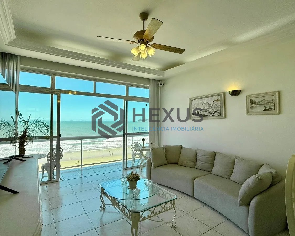 Foto 3 de Apartamento frente mar com varanda vista mar nas Pitangueiras, Guarujá