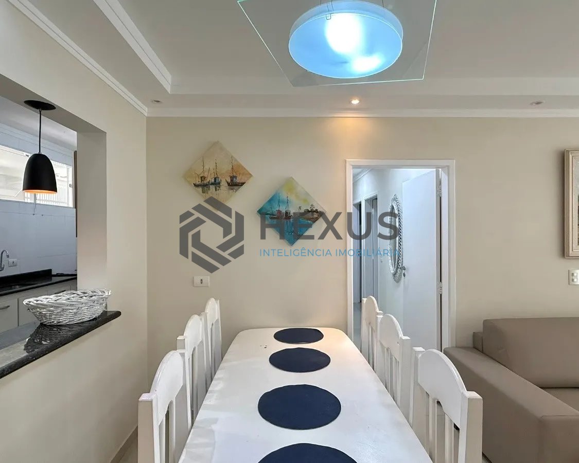 Foto 8 de Apartamento reformado com varanda vista mar na beira mar da praia nas Pitangueiras, Guarujá