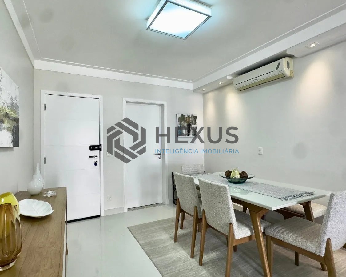 Foto 9 de Apartamento reformado com varanda gourmet vista mar e lazer na beira mar da praia nas Pitangueiras, Guarujá