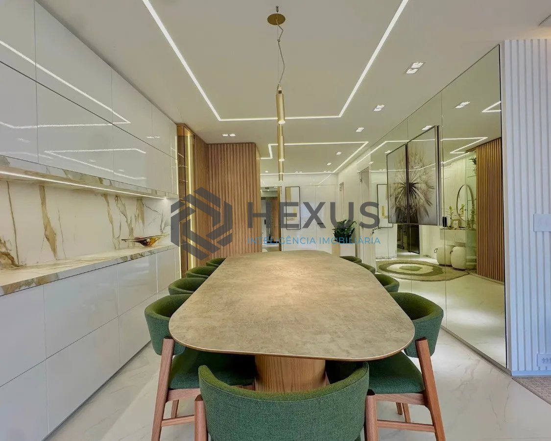 Foto 16 de Apartamento reformado com varanda gourmet e lazer a 250m da praia nas Pitangueiras, Guarujá