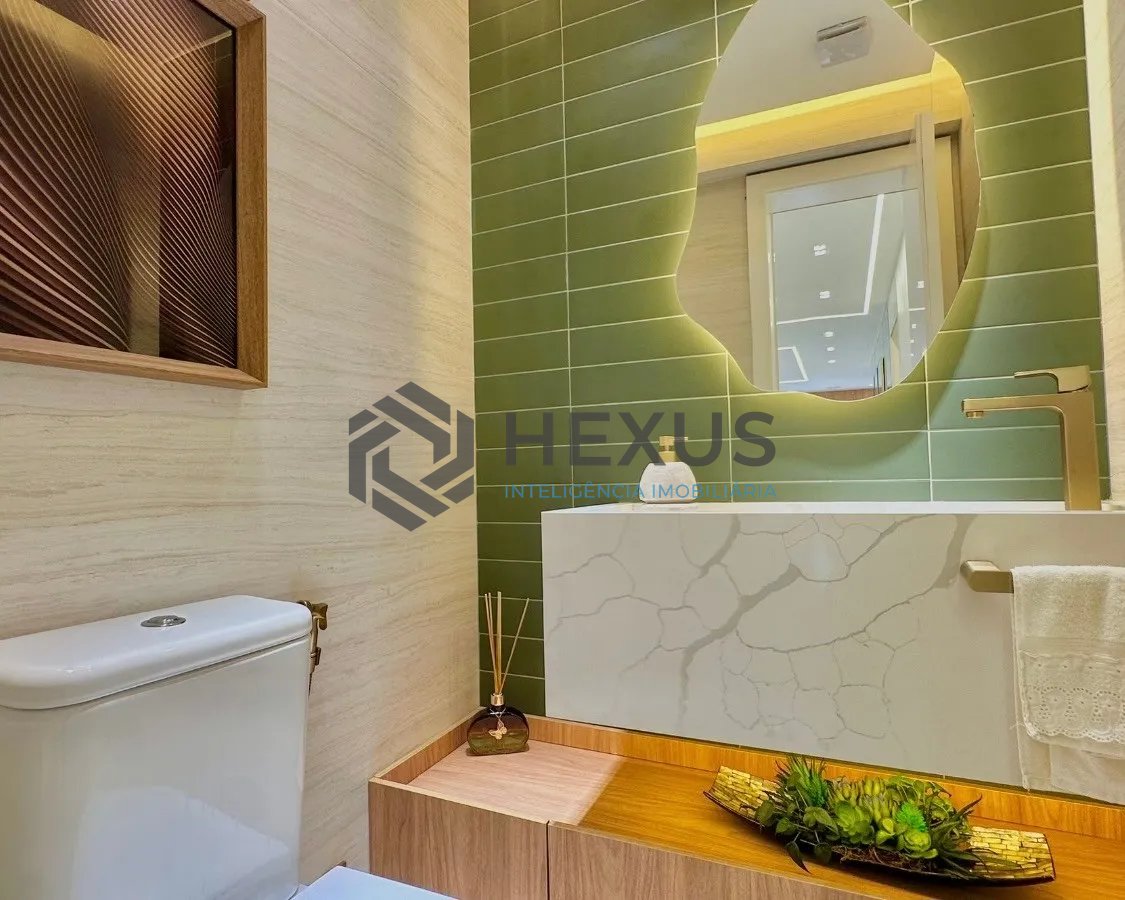 Foto 20 de Apartamento reformado com varanda gourmet e lazer a 250m da praia nas Pitangueiras, Guarujá