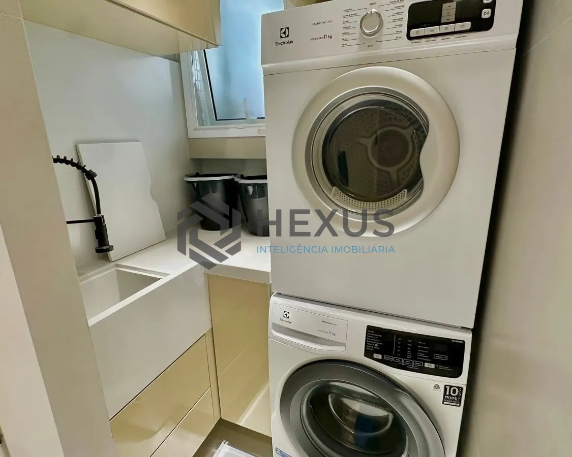 Foto 32 de Apartamento reformado com varanda gourmet e lazer a 250m da praia nas Pitangueiras, Guarujá
