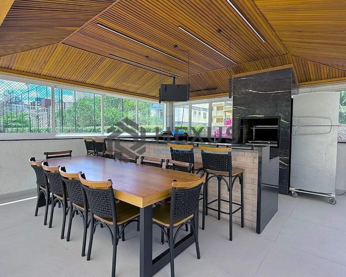 Foto 19 de Apartamento reformado com varanda vista mar e lazer a 450m da praia no Jardim Astúrias, Guarujá