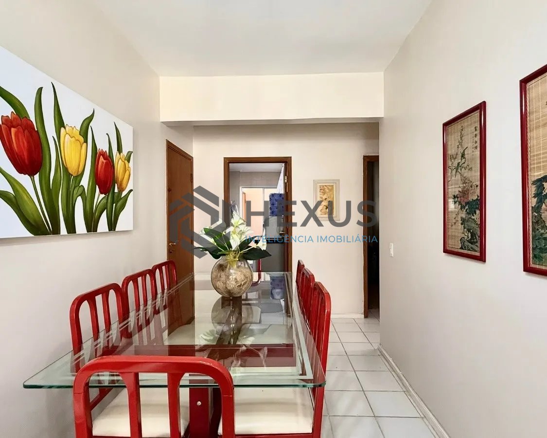 Foto 12 de Apartamento com varanda e lazer a 100m da praia nas Pitangueiras, Guarujá