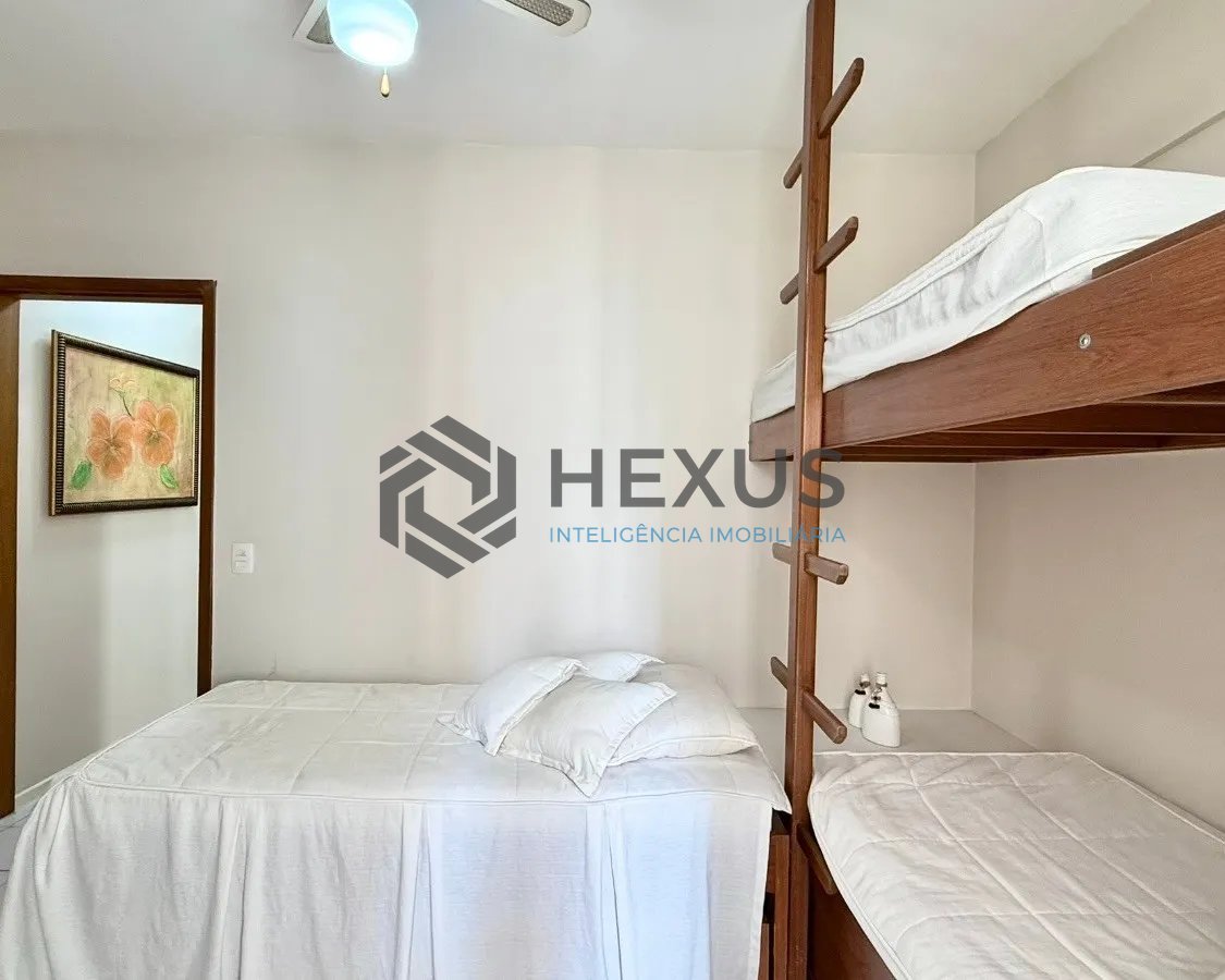 Foto 23 de Apartamento com varanda e lazer a 100m da praia nas Pitangueiras, Guarujá