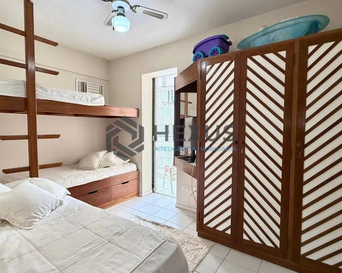Foto 24 de Apartamento com varanda e lazer a 100m da praia nas Pitangueiras, Guarujá