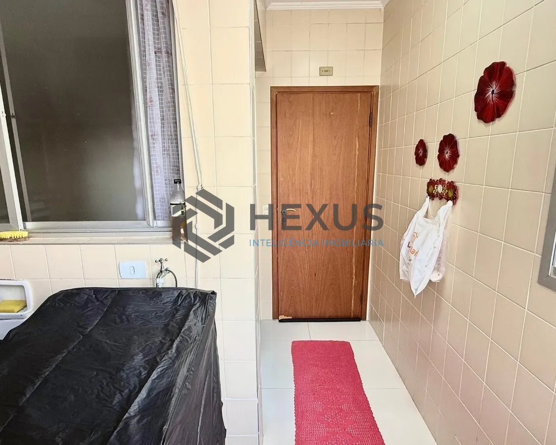 Foto 25 de Apartamento com varanda e lazer a 100m da praia nas Pitangueiras, Guarujá