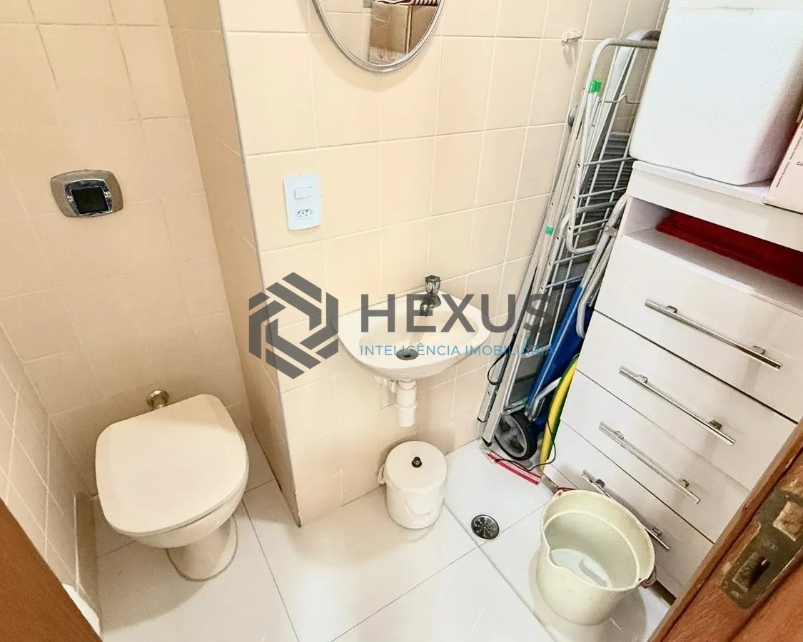 Foto 30 de Apartamento com varanda e lazer a 100m da praia nas Pitangueiras, Guarujá