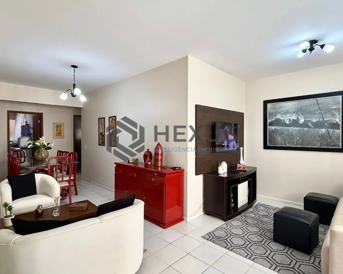 Foto 10 de Apartamento com varanda e lazer a 100m da praia nas Pitangueiras, Guarujá