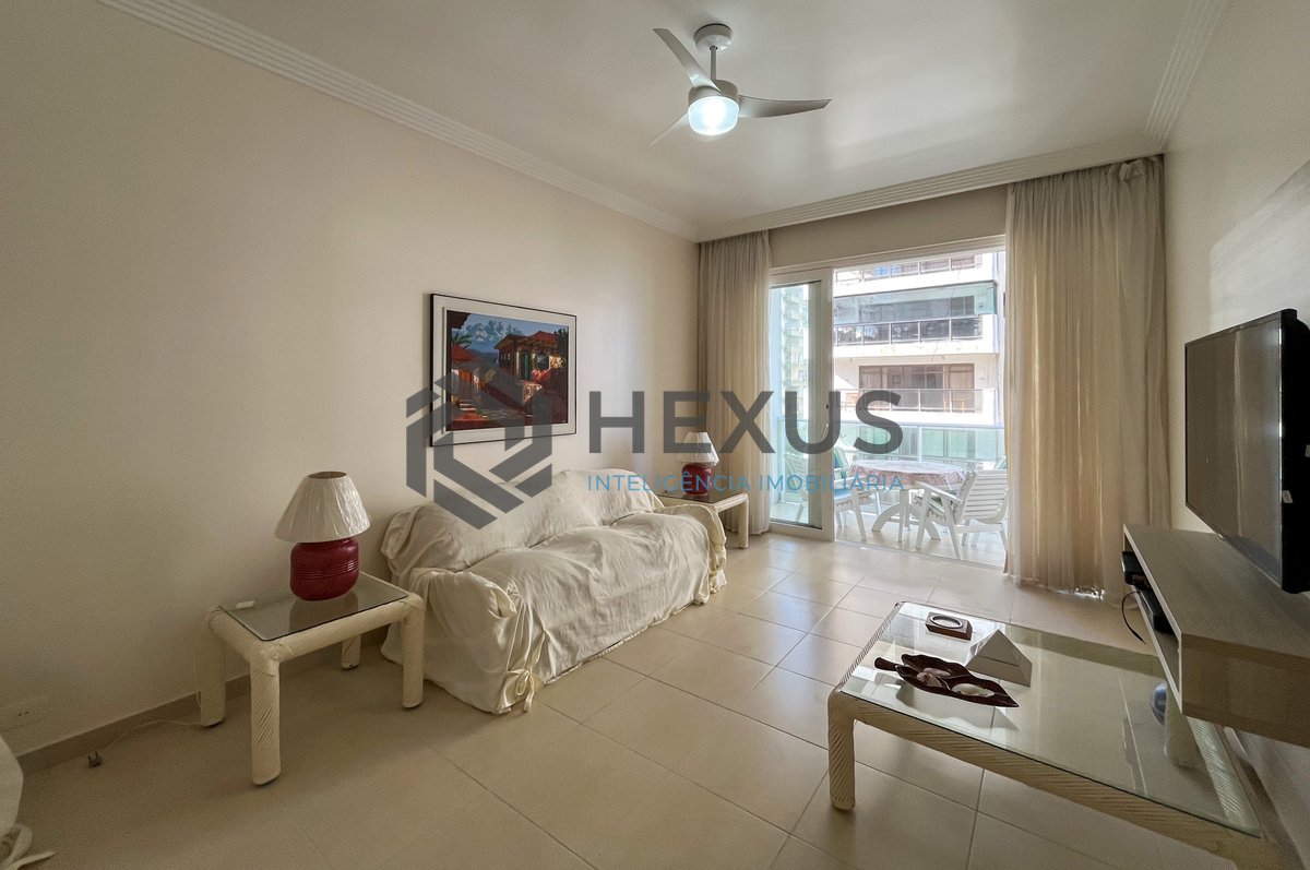 Foto 8 de Apartamento com varanda vista mar na beira mar da praia nas Pitangueiras, Guarujá