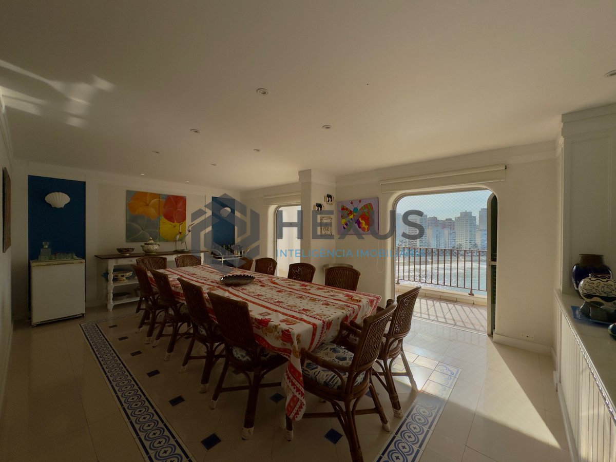 Foto 4 de Apartamento frente mar com varanda vista mar e lazer no Jardim Astúrias, Guarujá