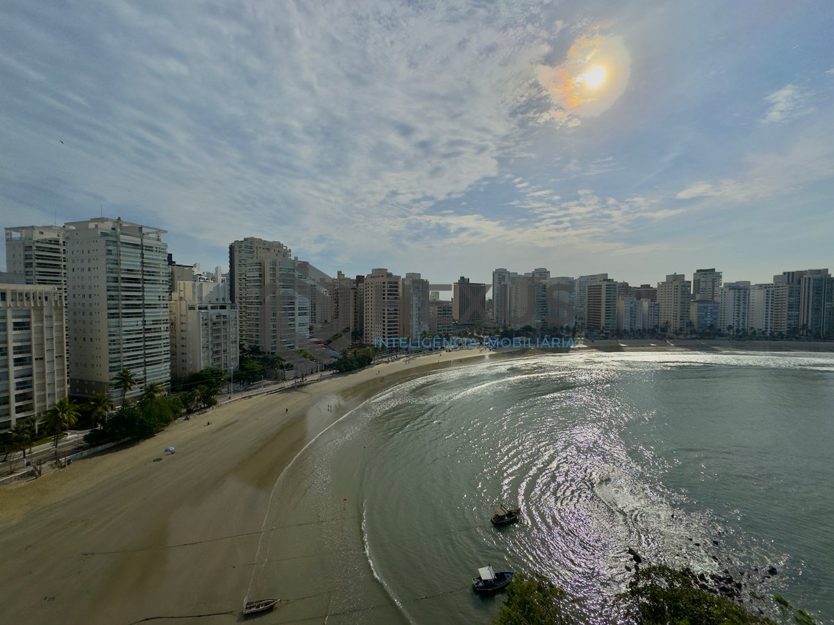 Foto 8 de Apartamento frente mar com varanda vista mar e lazer no Jardim Astúrias, Guarujá