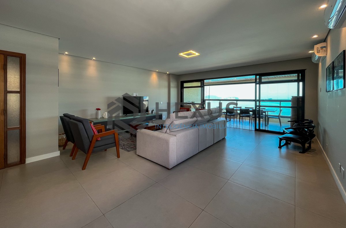 Foto 3 de Apartamento frente mar com varanda e lazer no Jardim Astúrias, Guarujá