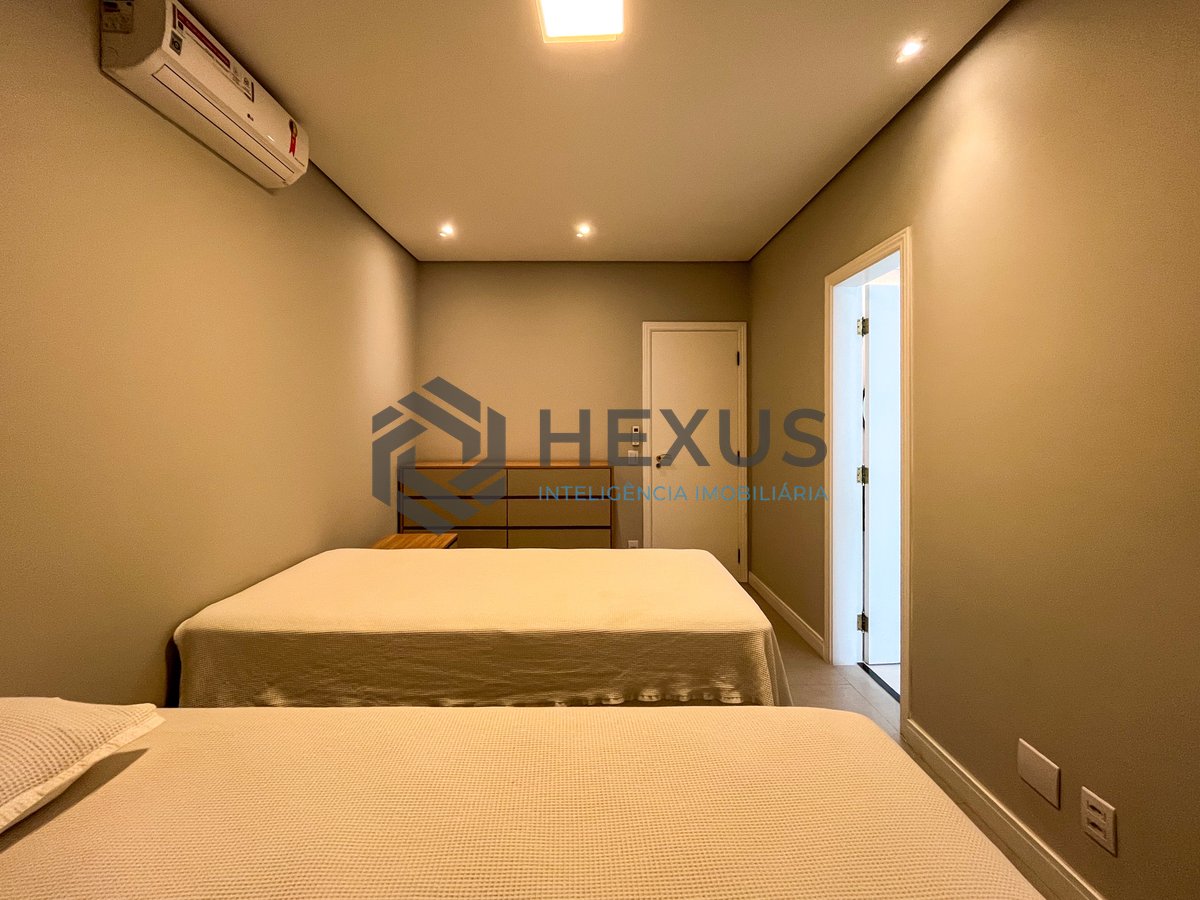 Foto 44 de Apartamento frente mar com varanda e lazer no Jardim Astúrias, Guarujá