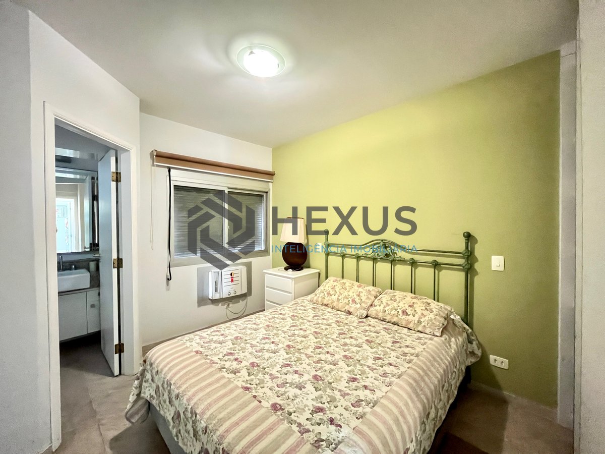 Foto 17 de Apartamento frente mar com varanda vista mar e lazer a 1 quadra da praia nas Pitangueiras, Guarujá