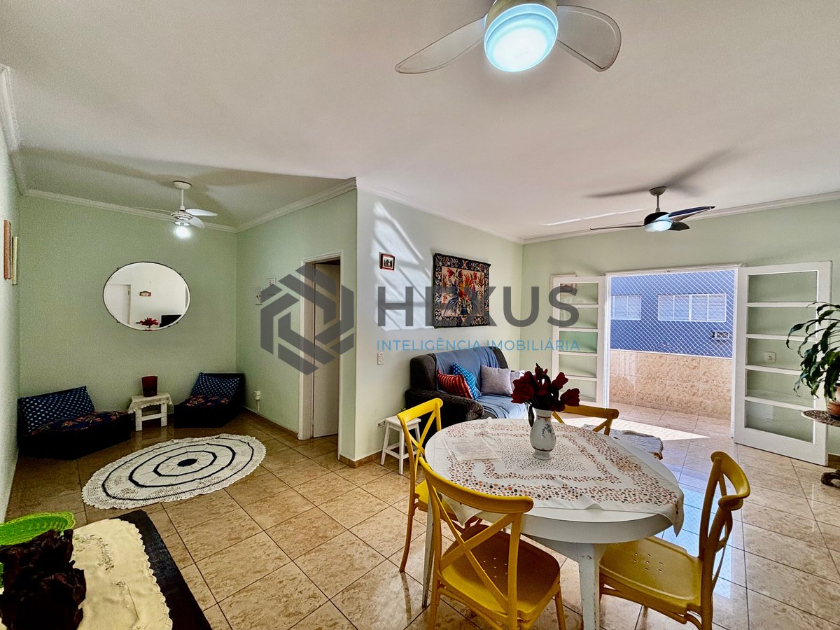 Foto 6 de Apartamento reformado com varanda vista mar a 1 quadra da praia no Jardim Astúrias, Guarujá
