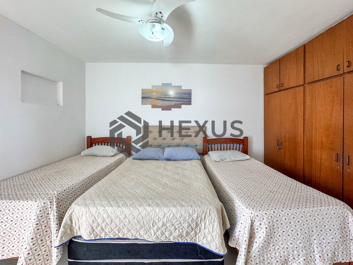 Foto 10 de Apartamento reformado com varanda vista mar e lazer nas Pitangueiras, Guarujá