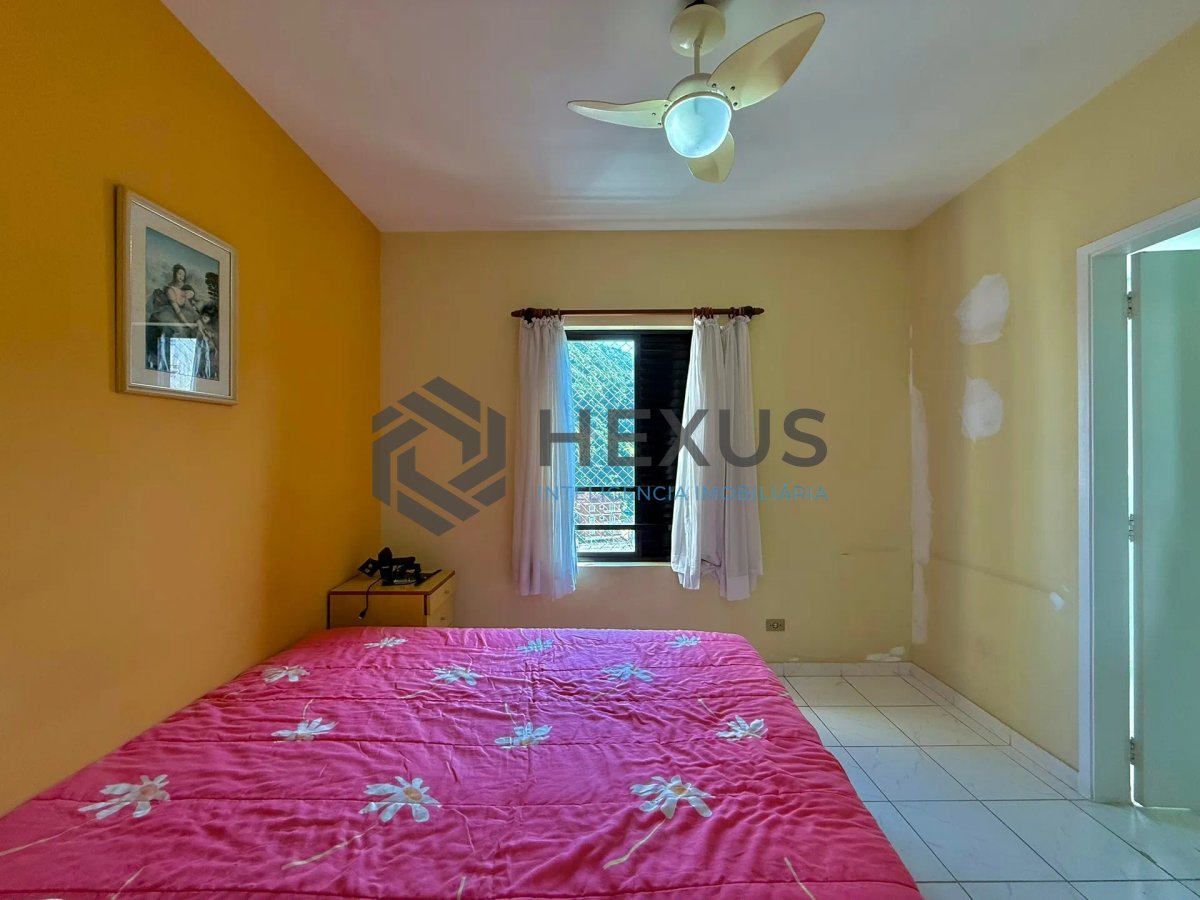 Foto 10 de Apartamento com varanda e lazer a 100m da praia nas Pitangueiras, Guarujá