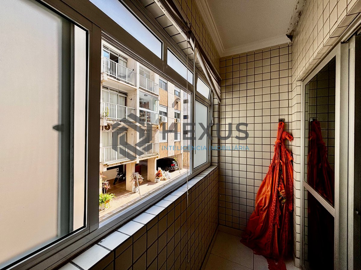 Foto 3 de Apartamento  com varanda à venda, Jardim Las Palmas, Guarujá, SP