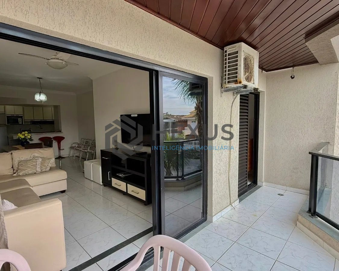 Foto 6 de Apartamento com varanda e lazer a 50m da praia na Enseada, Guarujá
