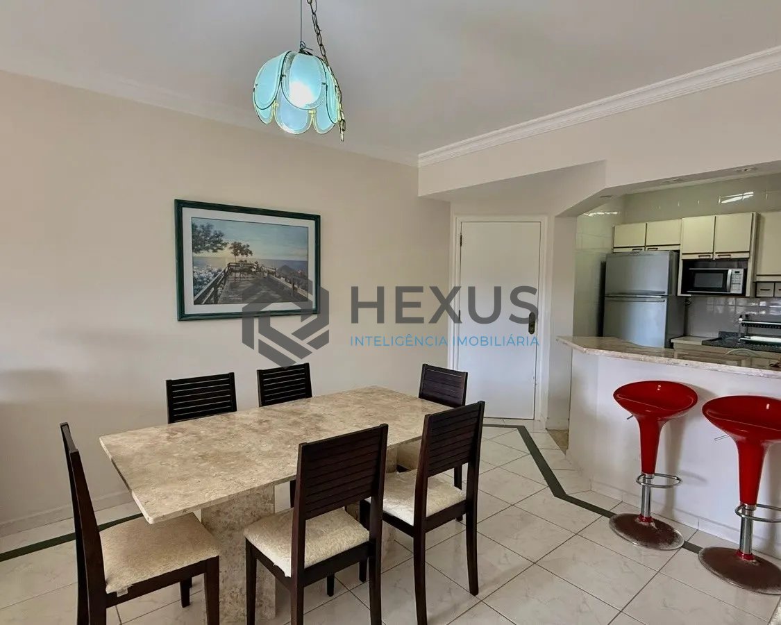Foto 8 de Apartamento com varanda e lazer a 50m da praia na Enseada, Guarujá