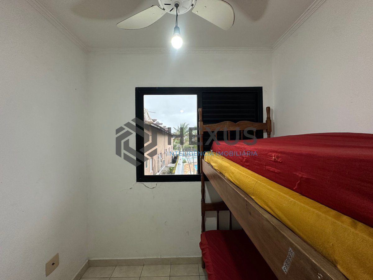 Foto 14 de Apartamento com varanda e lazer a 500m da praia na Enseada, Guarujá