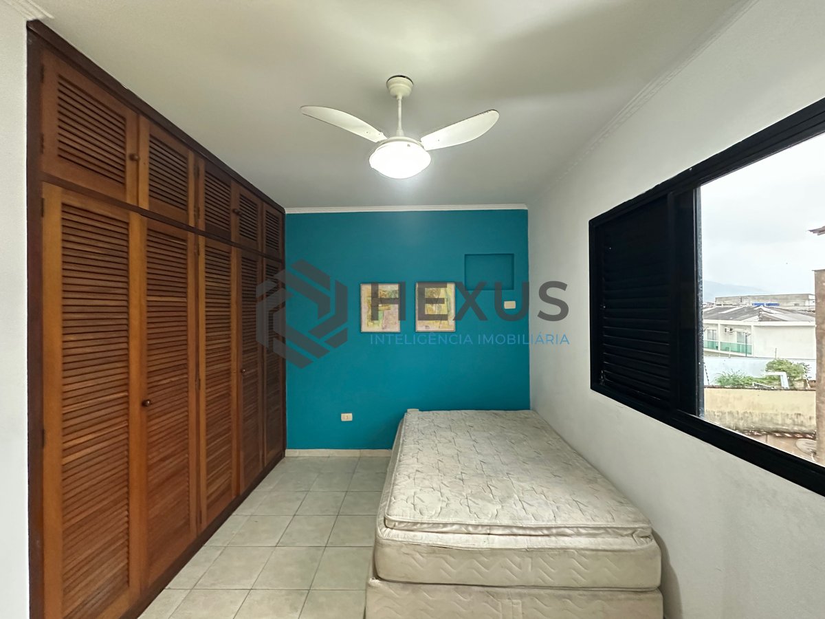 Foto 22 de Apartamento com varanda e lazer a 500m da praia na Enseada, Guarujá