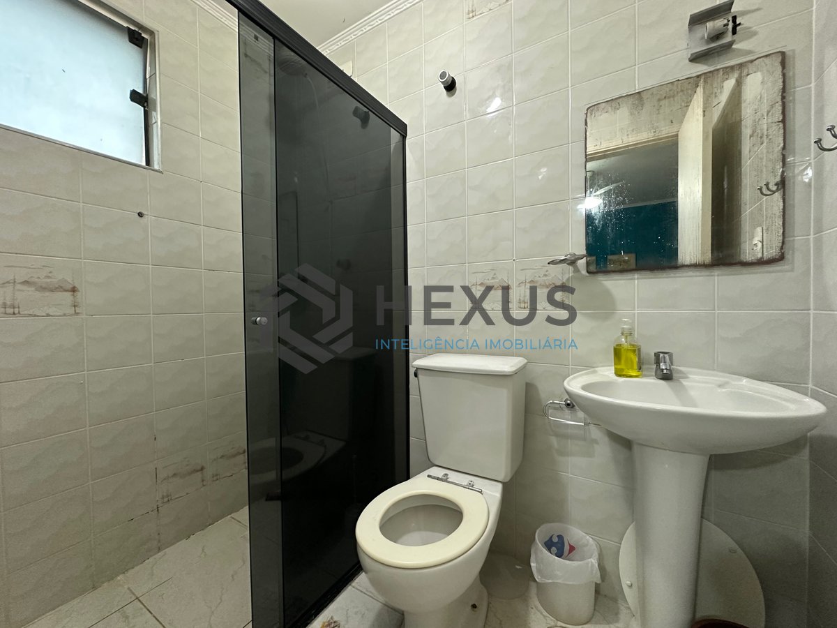 Foto 24 de Apartamento com varanda e lazer a 500m da praia na Enseada, Guarujá