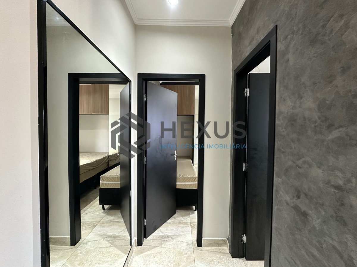 Foto 13 de Apartamento com varanda vista mar e lazer a 800m da praia na Enseada, Guarujá