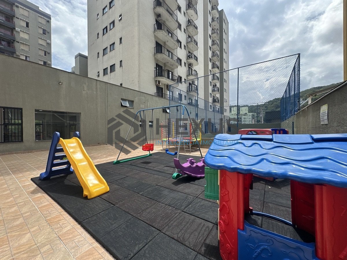 Foto 20 de Apartamento com varanda vista mar e lazer a 800m da praia na Enseada, Guarujá