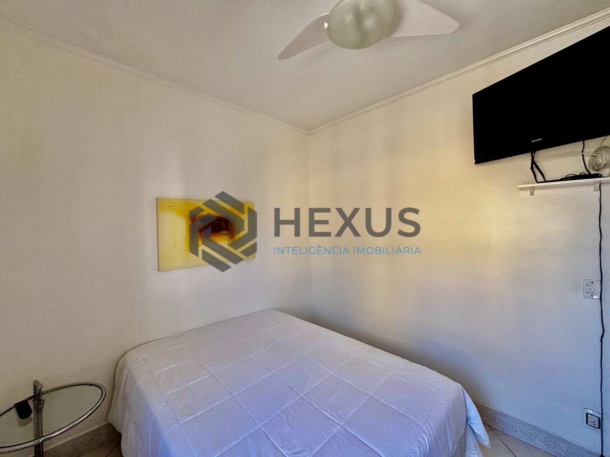 Foto 15 de Apartamento reformado com varanda e lazer a 300m da praia no Jardim Astúrias, Guarujá
