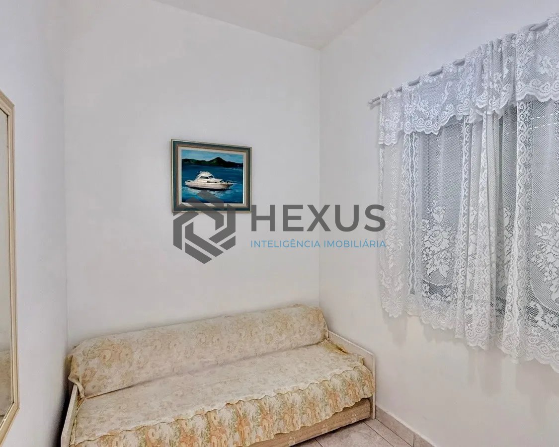 Foto 13 de Apartamento com varanda vista mar a 50m da praia nas Pitangueiras, Guarujá