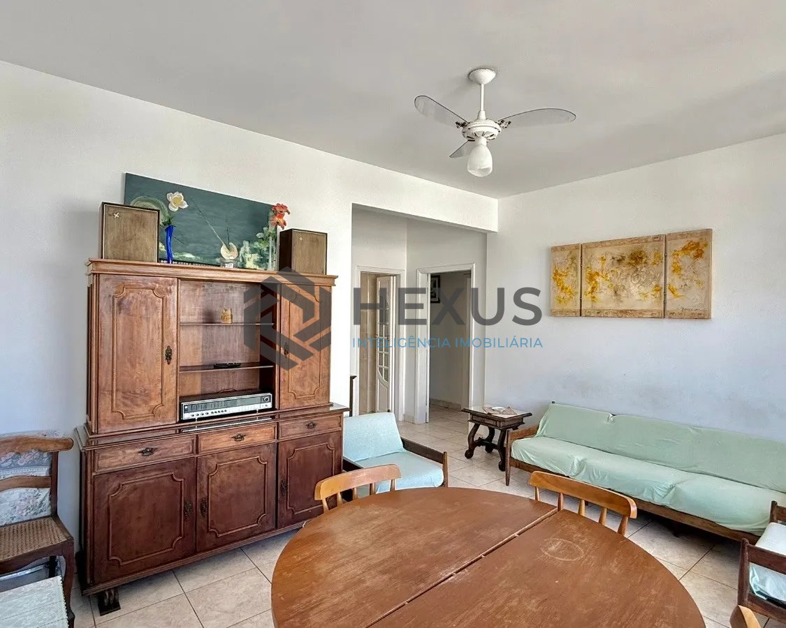 Foto 6 de Apartamento com varanda vista mar a 50m da praia nas Pitangueiras, Guarujá