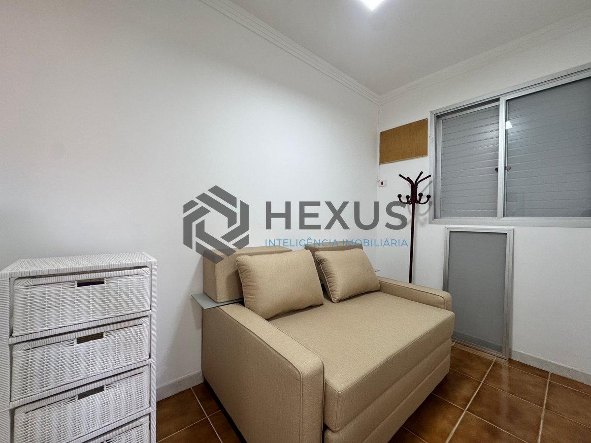 Foto 17 de Apartamento reformado com vista mar e lazer a 300m da praia na Enseada, Guarujá