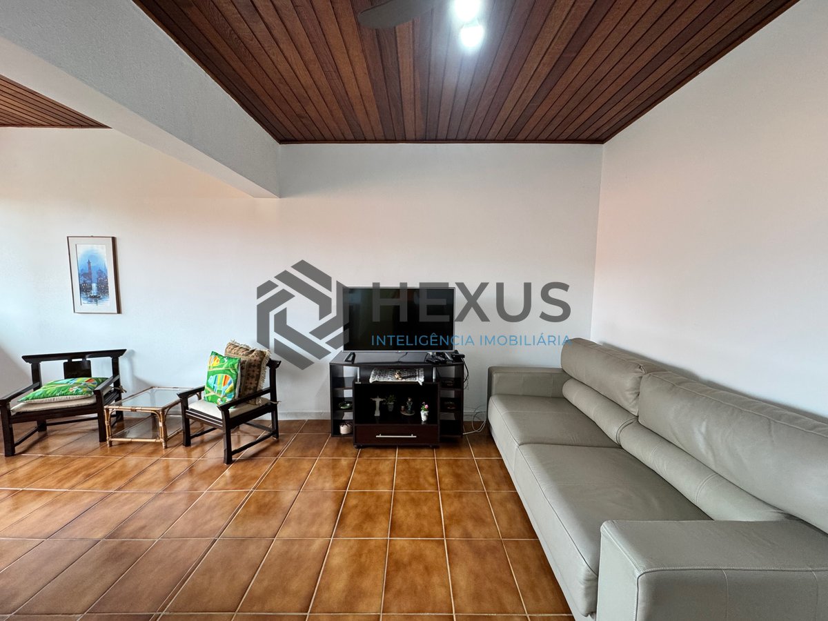 Foto 4 de Apartamento reformado com vista mar e lazer a 300m da praia na Enseada, Guarujá
