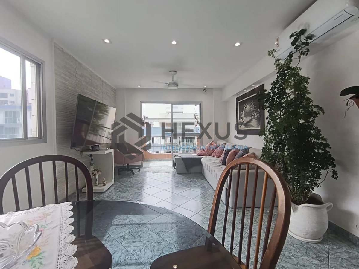 Foto 4 de Apartamento com varanda na Enseada, Guarujá