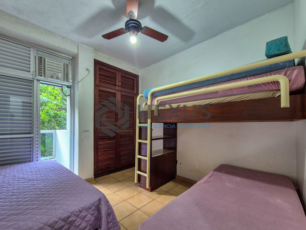 Foto 12 de Apartamento com varanda e lazer nas Pitangueiras, Guarujá