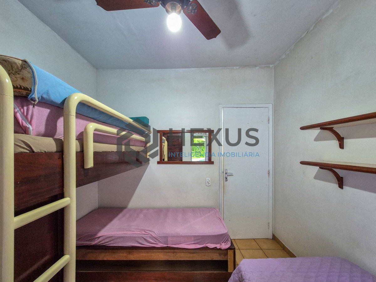 Foto 13 de Apartamento com varanda e lazer nas Pitangueiras, Guarujá