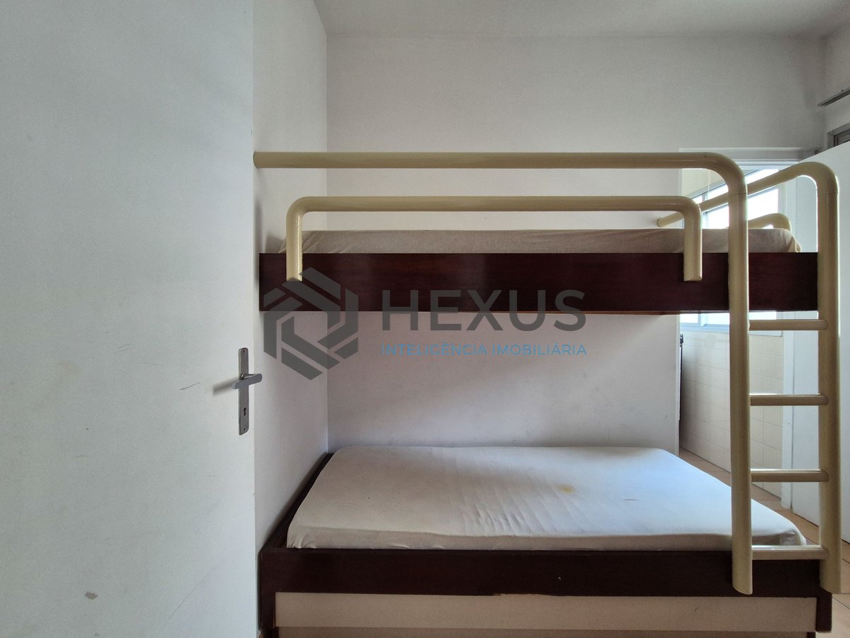 Foto 25 de Apartamento com varanda e lazer nas Pitangueiras, Guarujá