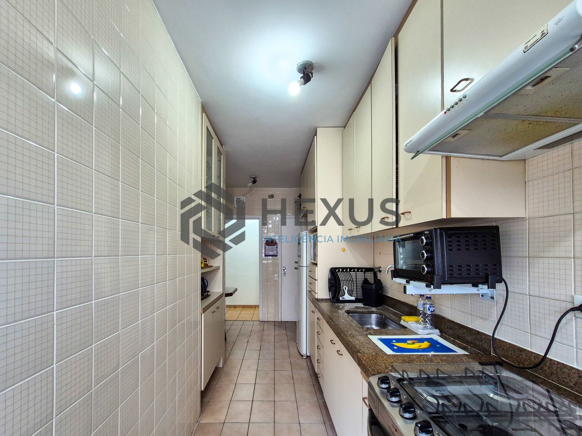 Foto 30 de Apartamento com varanda e lazer nas Pitangueiras, Guarujá