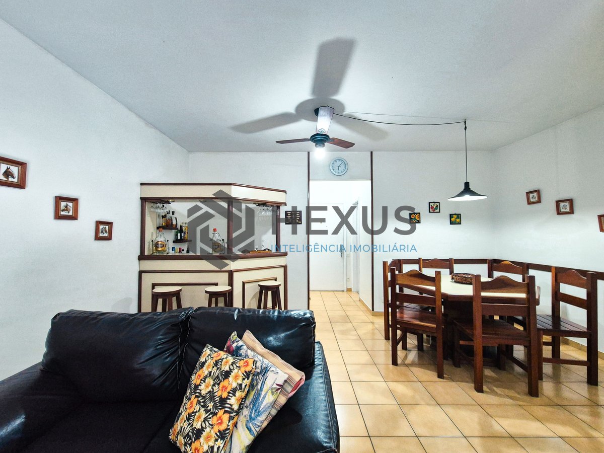 Foto 7 de Apartamento com varanda e lazer nas Pitangueiras, Guarujá